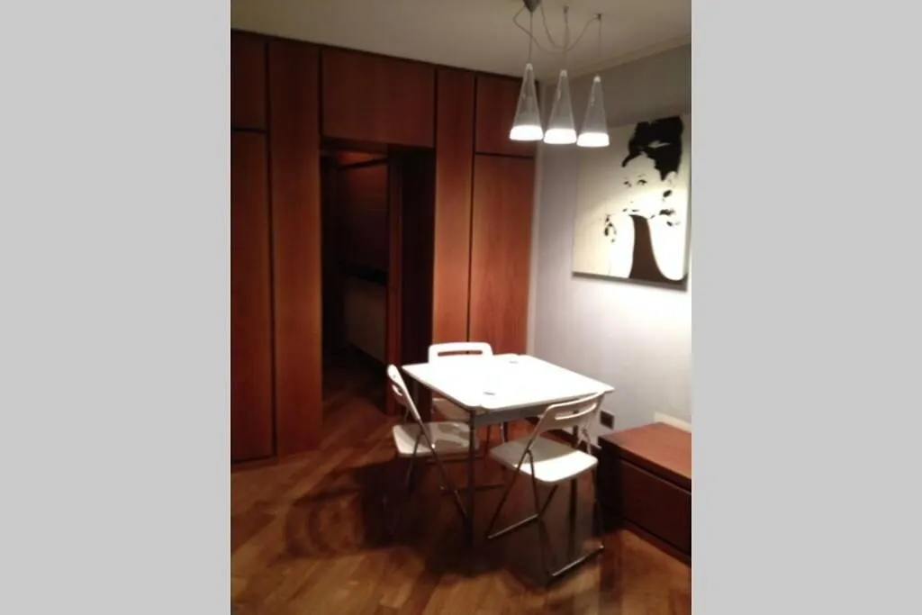 Milano Cairoli - 5 Min From Duomo Italien